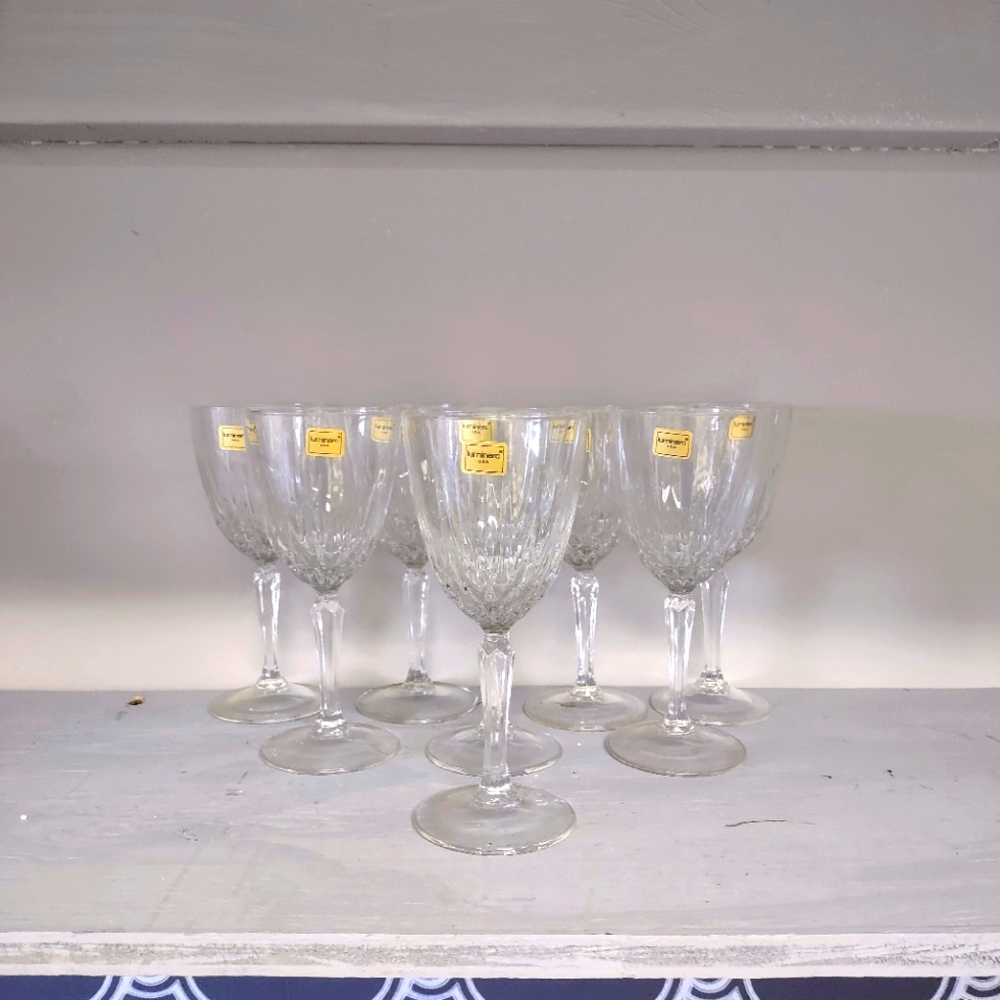 NEW IN BOX Luminarc USA Luminarc Wine Glasses